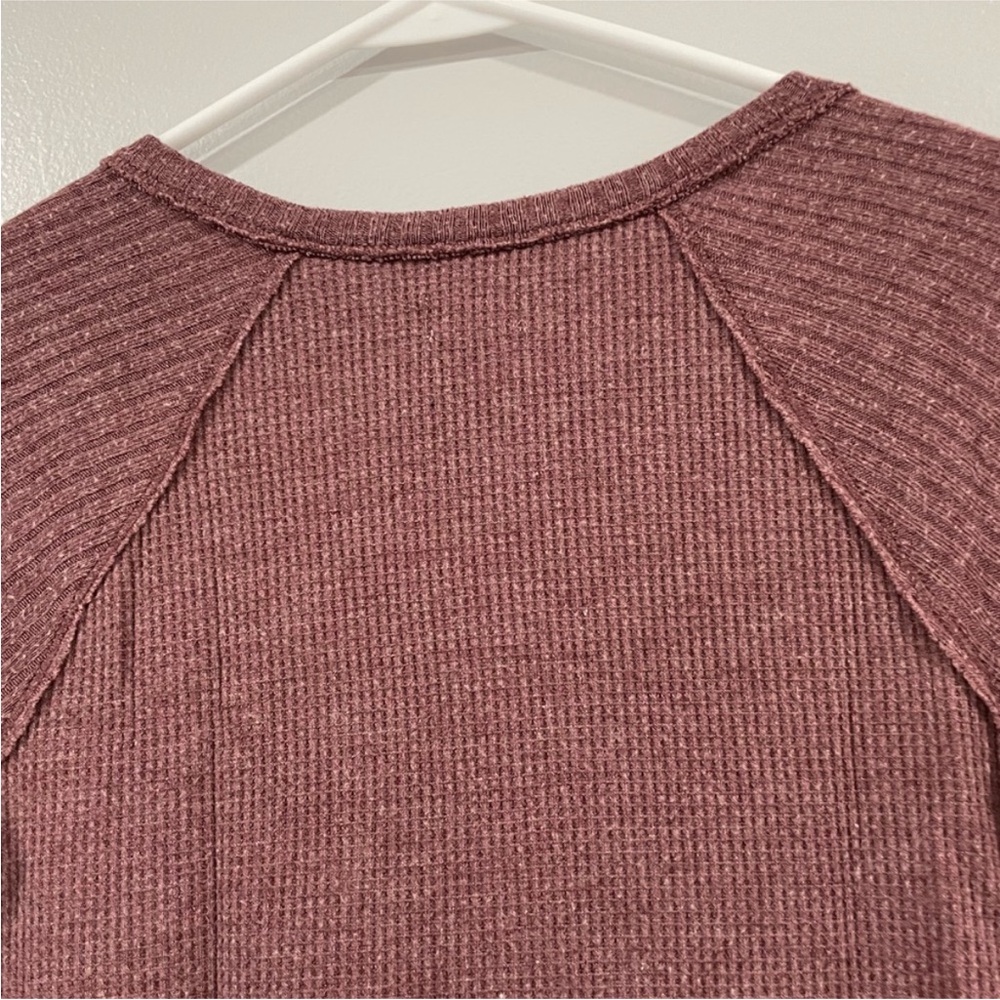 Hollister Mauve Waffle Knit Long Sleeve Shirt - Picture 5 of 6